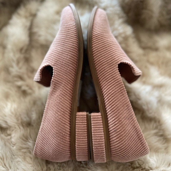 Kelsey Dagger flats in pink corduroy size 7.5 - Picture 5 of 7
